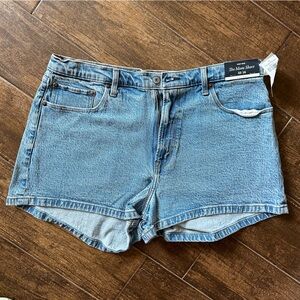 Abercrombie & Fitch Mom shorts